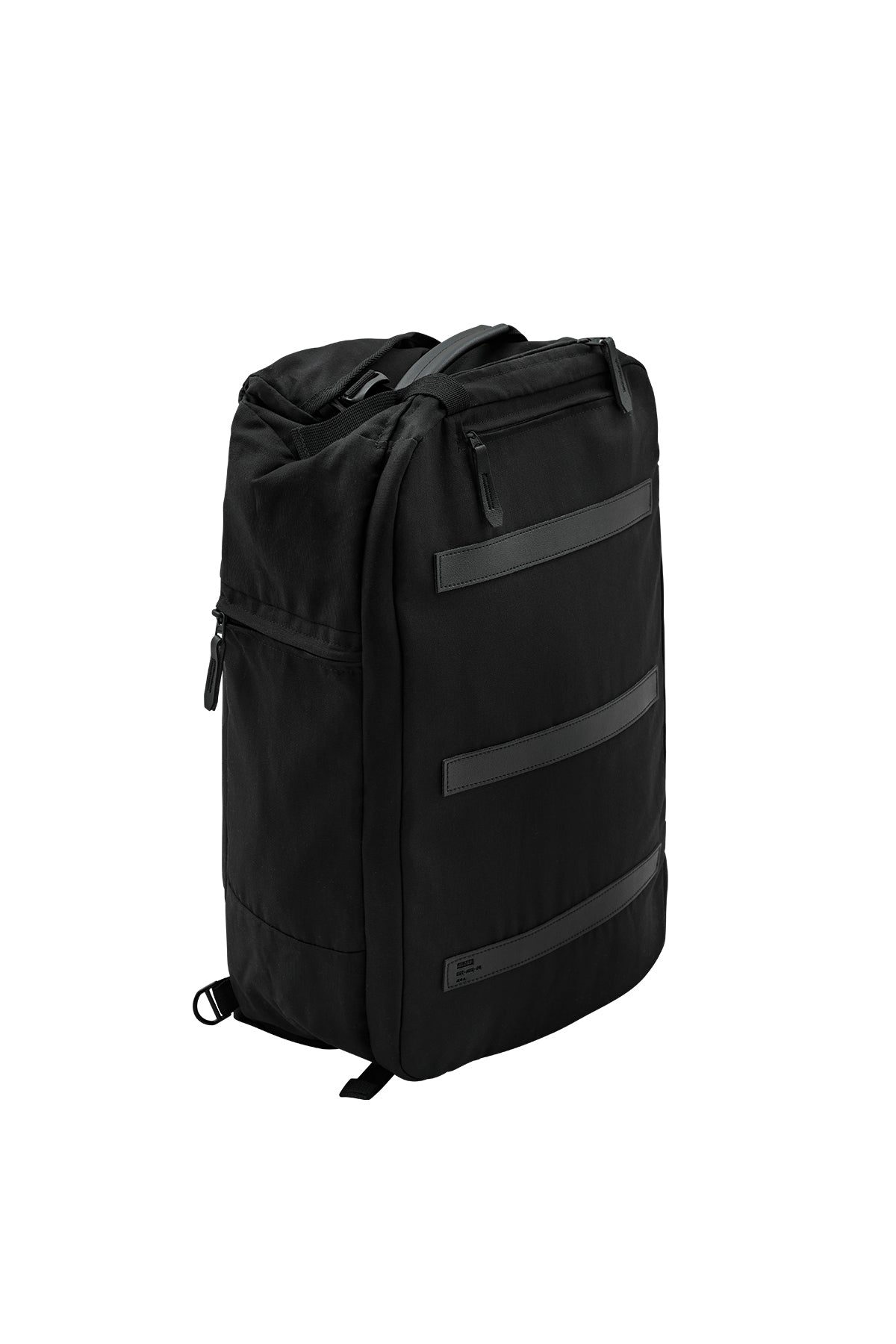front facing of Globe Black 3 in 1 traveler bag